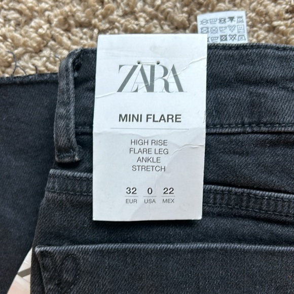 Zara black jeans , size 0 Mini Flare high rise , ankle length - Picture 4 of 5